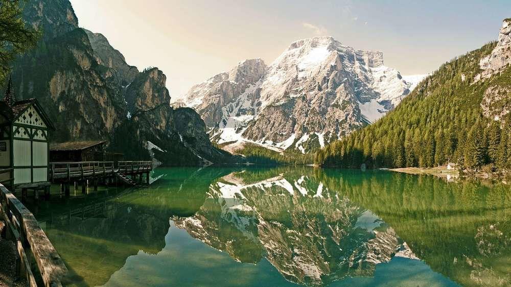 Hotel Trenker Braies  Esterno foto